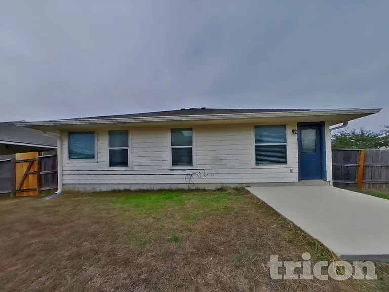 1714 Coxwold Ct — Photo 19