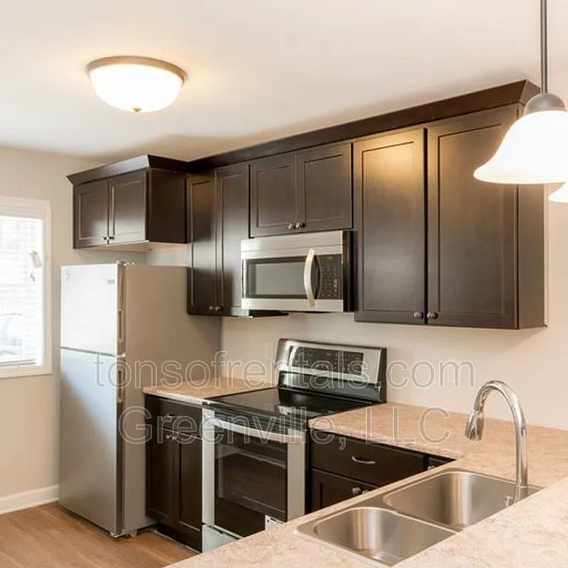2 bed, 1.5 bath, 1200 sqft, $1,145 — Photo 1