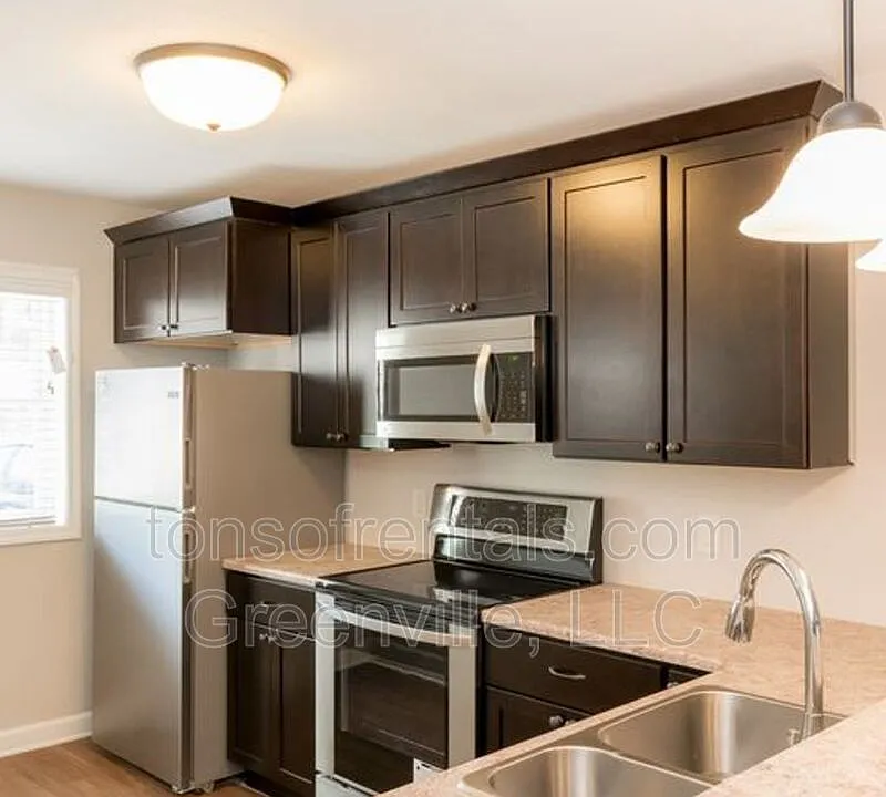 111 Becky Don Dr #19