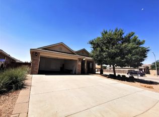 910 Mays Dr, Midland, TX 79706