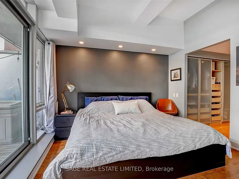 233 Carlaw Ave #509 — Photo 21