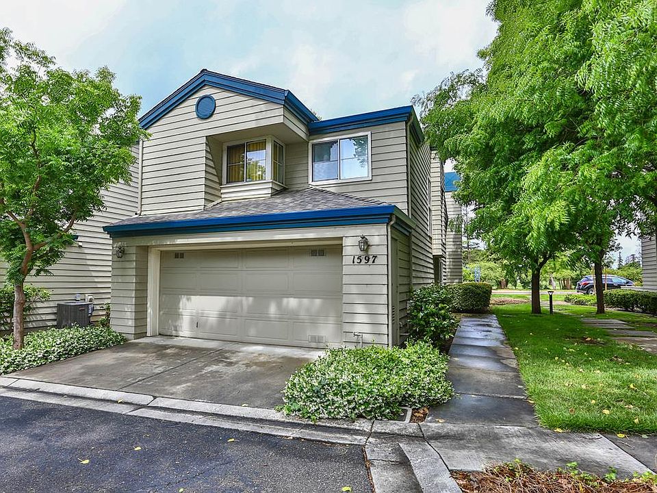 1st image of 1597 Fairway Green Cir