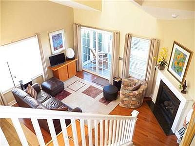 5th image of 14875 Harbor Point Dr E #1487
