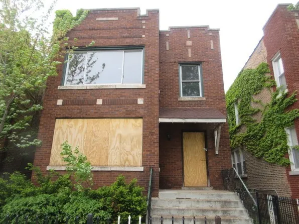 8018 S Colfax Ave, Chicago, IL 60617