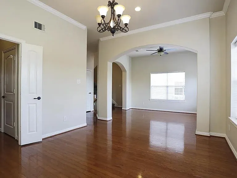 5615 Winsome Villas Ln #H — Photo 5
