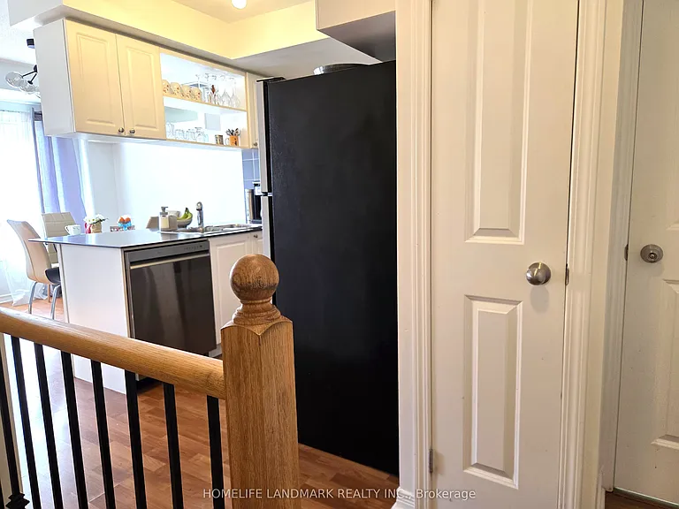 74 Munro St #2 — Photo 6