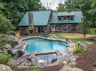 128 Segar Mountain Rd, Kent, CT 06757