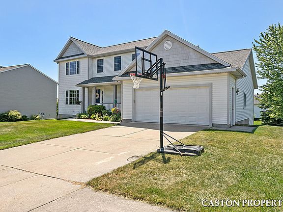 3rd image of 6118 N Costner Ct SE