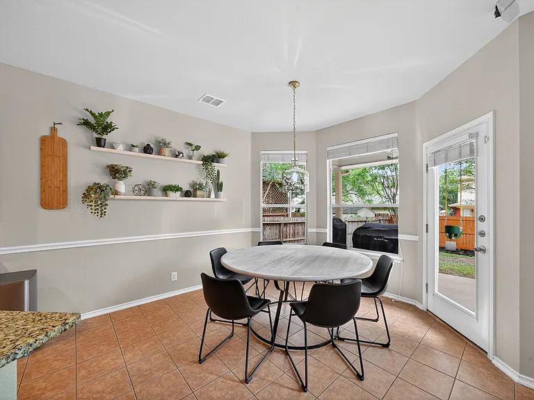 4847 Farber Dl — Photo 21