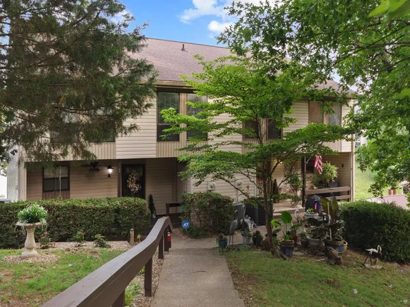 328 Champion Hills Rd #17B, Kuttawa, KY 42055