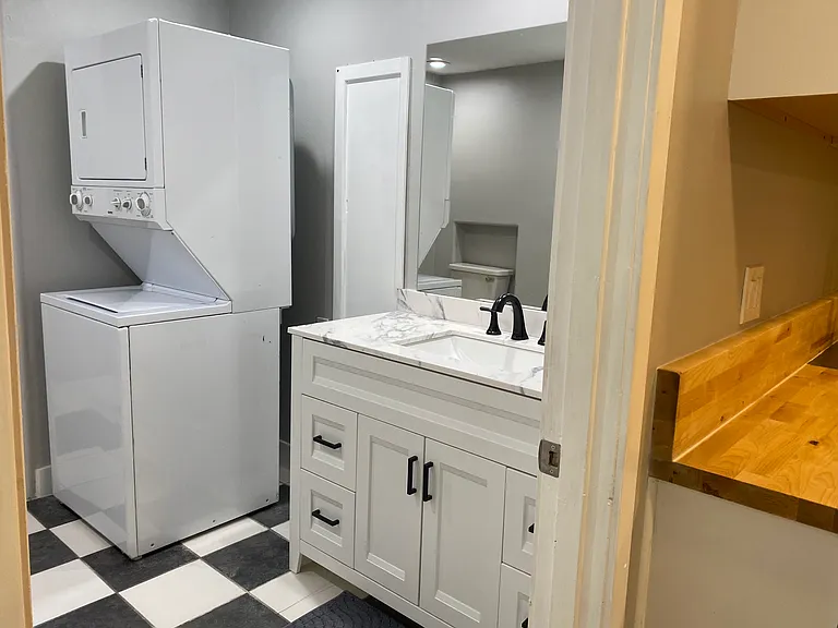 178 N Water St #1 — Photo 5