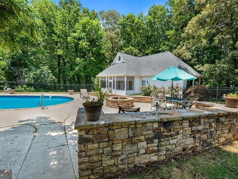 1031 Sandy Creek Rd — Photo 20