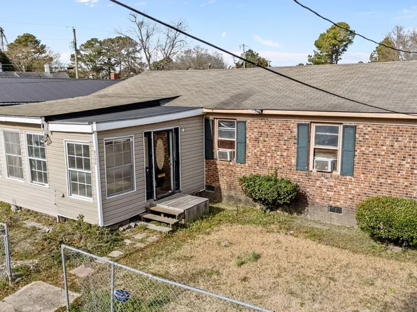 4396 West Hines Street, Farmville, NC 27828