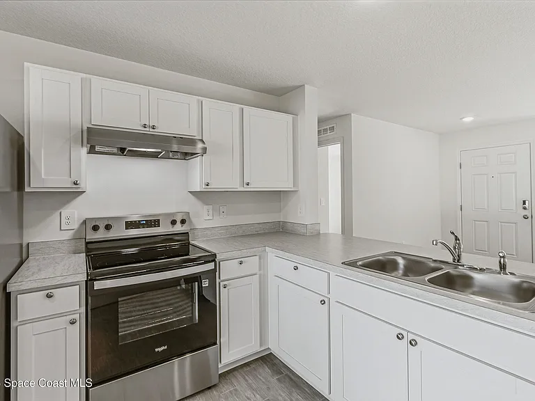 511 Trumpet St SW — Photo 31