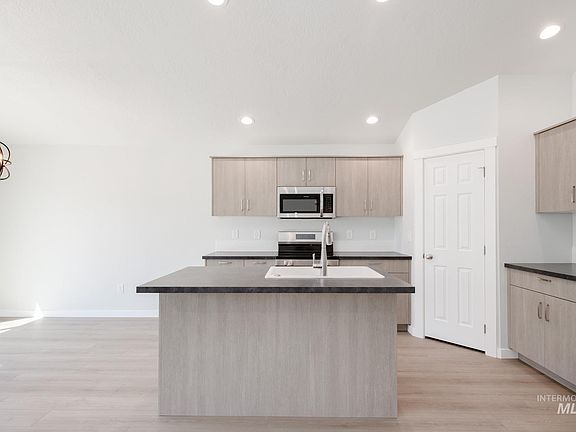 5th image of 9147 W White Jasmine Ct