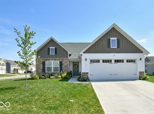 1789 River Birch Dr, Greenfield, IN