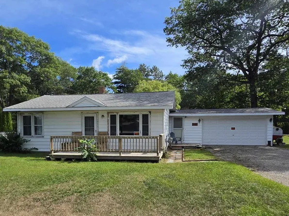 6056 Cedar Lake Rd, Oscoda, MI 48750