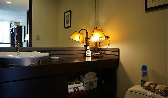 Rented by Anchor Associates | media 18