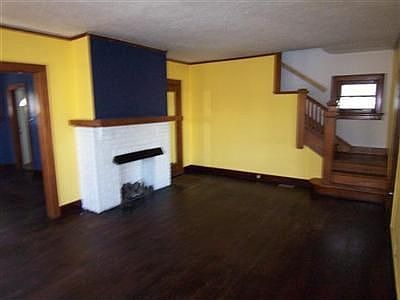 4th image of 138 W Parkwood Dr