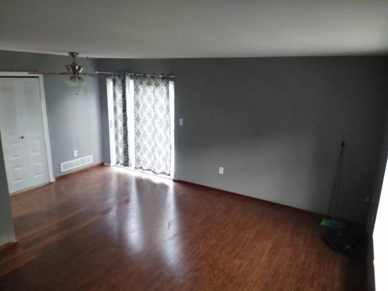 343 Kingsbridge Court — Photo 2