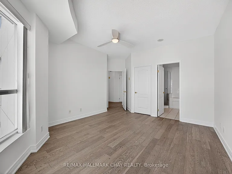 2 Toronto St #1205 — Photo 20