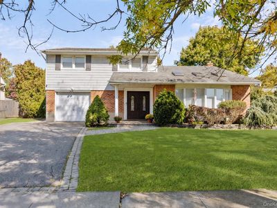 7 Rita Lane, Plainview, NY, 11803