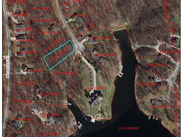 239 Green Leaf Ct, Dahinda, IL 61428