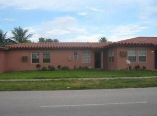 801 NE 7th St, Hallandale Beach, FL 33009