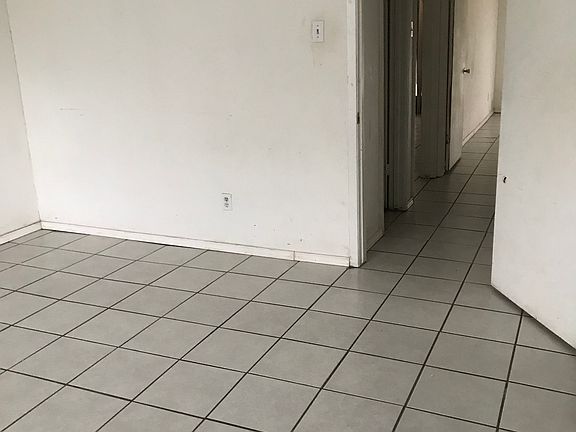 5th image of 12888 Montfort Dr APT 118