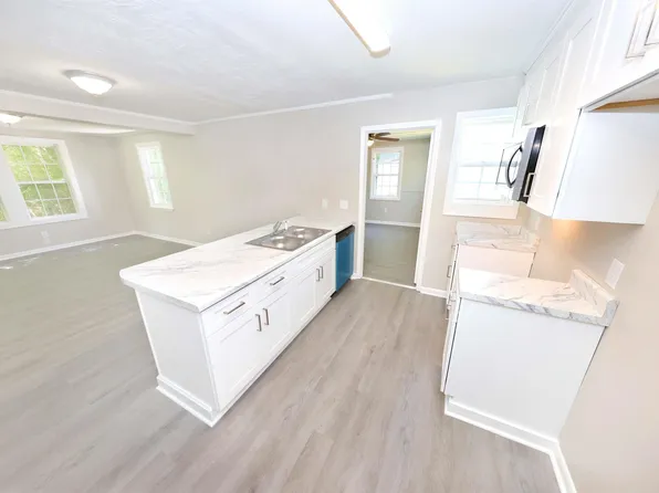 4516 Asbury Ave, Anniston, AL 36206