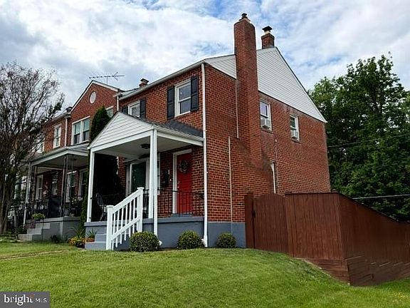 2nd image of 1126 Elm Rd