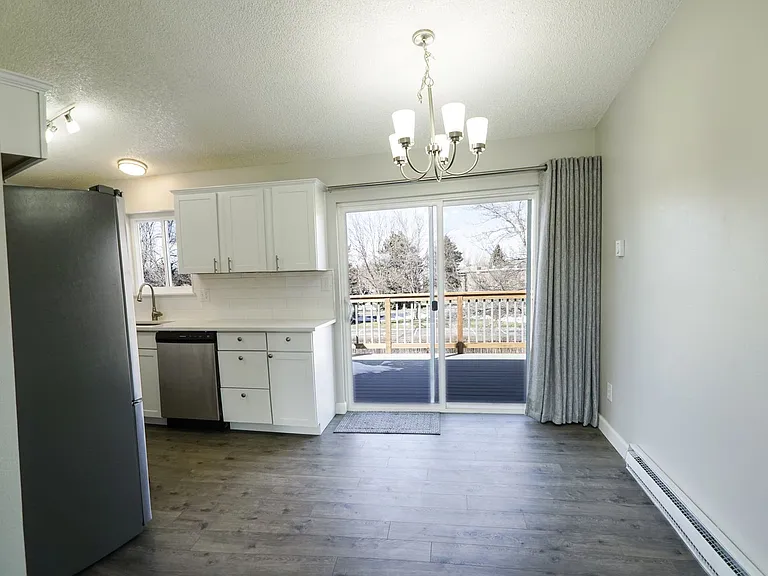 1630 Hastings Dr — Photo 16
