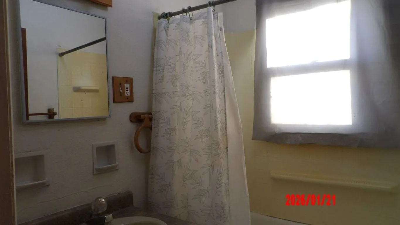 2 bed, 704 sqft, $695 — Photo 4