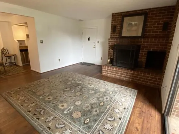 102 TURTLE CREEK RD #1, CHARLOTTESVILLE, VA 22901
