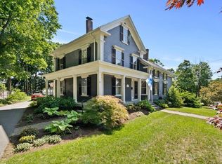 2 Concord Rd, Bedford, MA 01730