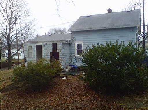 3rd image of 21 Gough Ave