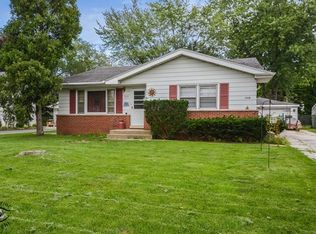 1519 Benton St, Crete, IL 60417