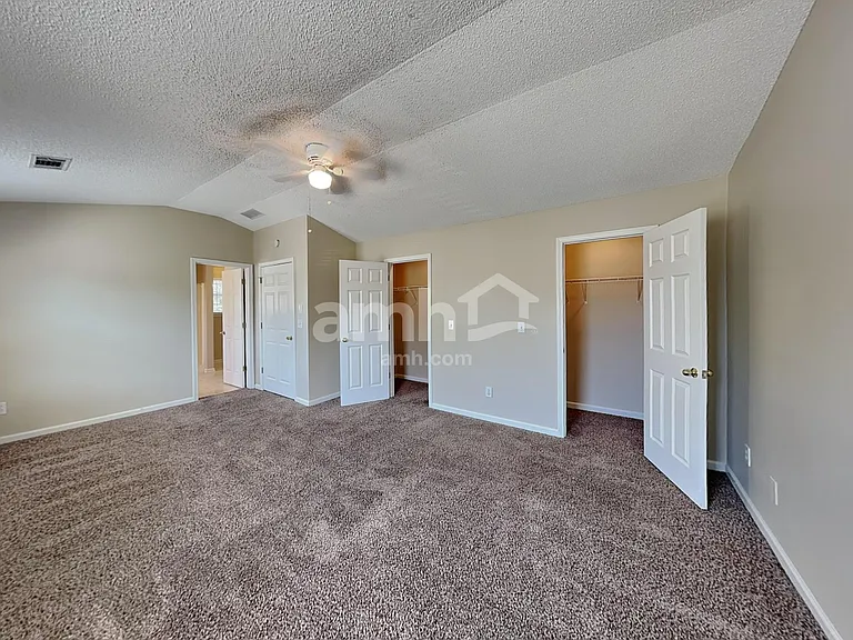 4020 Angels Dr — Photo 10
