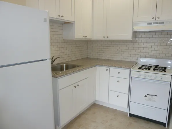 430 34th Ave APT 202, San Francisco, CA 94121