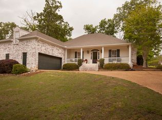 409 Cedar Hurst Ln, Madison, MS 39110