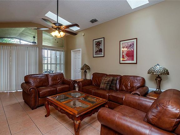 3rd image of 2952 Barrymore Ct