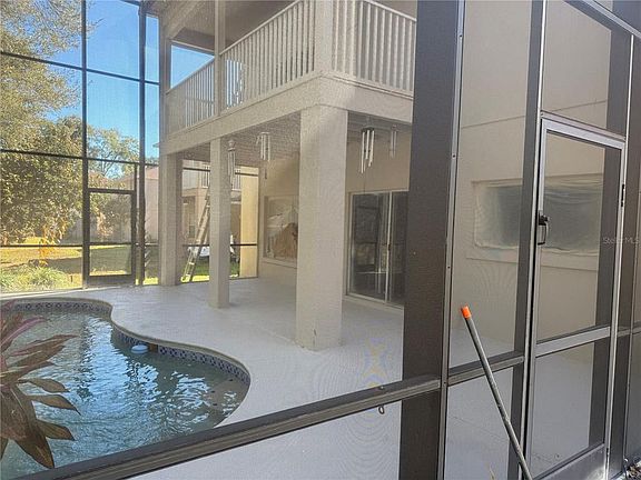 3rd image of 2014 Applegate Dr