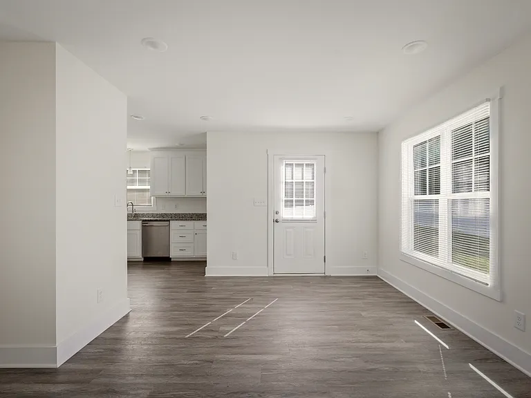 15508 Richmond St — Photo 11