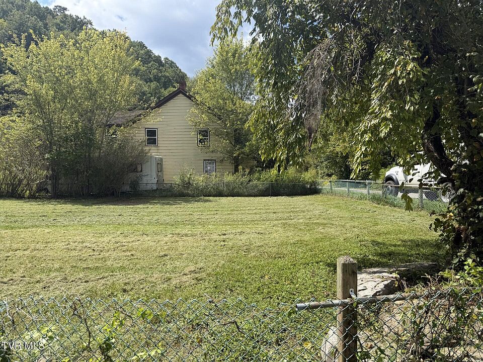 2nd image of Stonega Rd