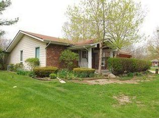 2346 Corona Rd, Waukegan, IL 60087