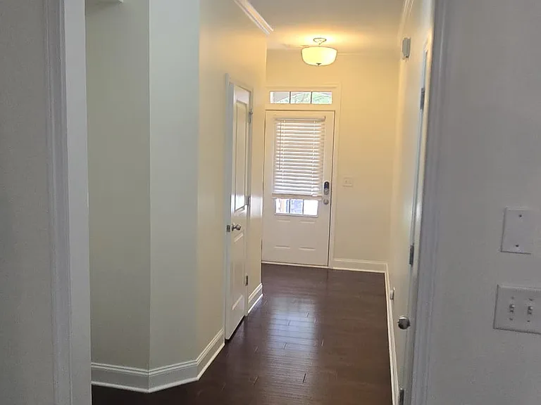 1785 Garbrooke Cv — Photo 4
