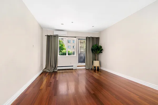 Rented by Compass | media 2