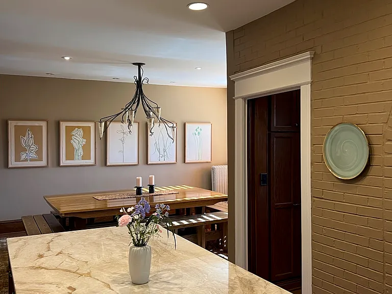 550 Summit Ave #301 — Photo 8