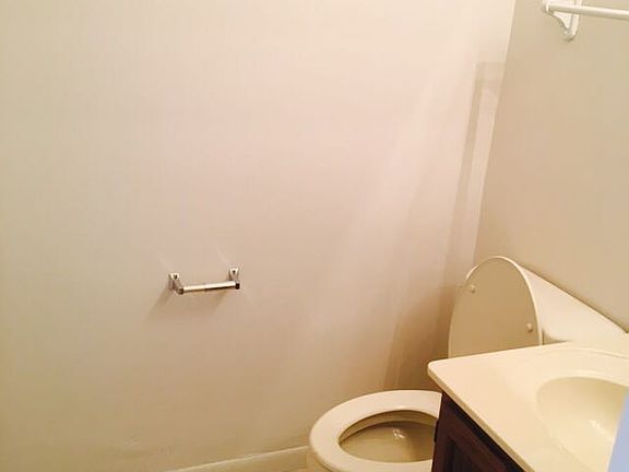 2nd image of 5154 Breckenridge Pl APT 42