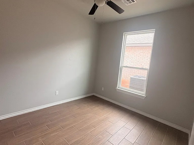16232 Katie Ridge Dr — Photo 12